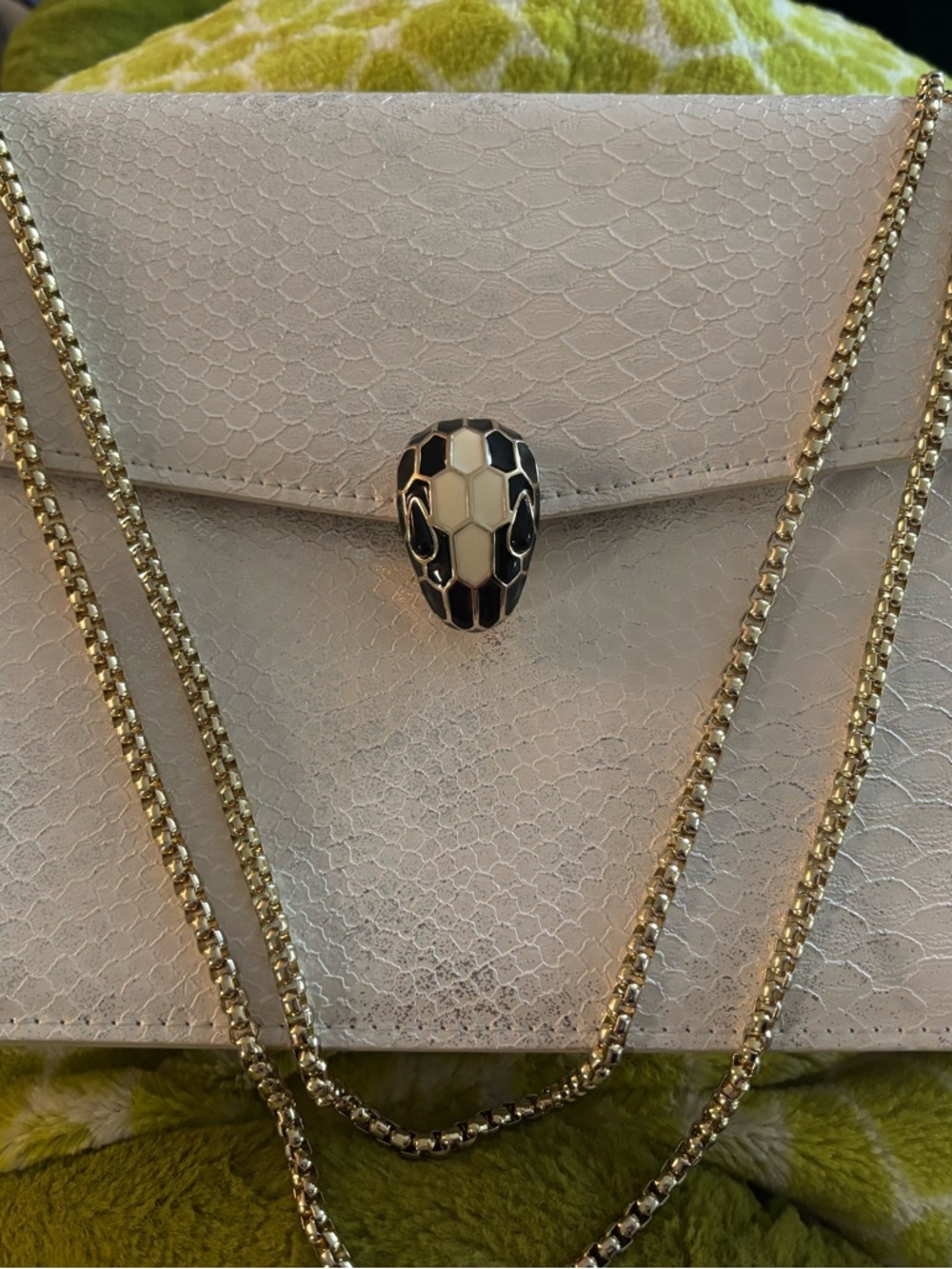 Bulgari Ivory Textured Leather Crossbody Bag with Gold Logo - Picture 6 of 6